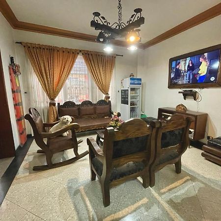 Hostal Internacional Bogota Bagian luar foto