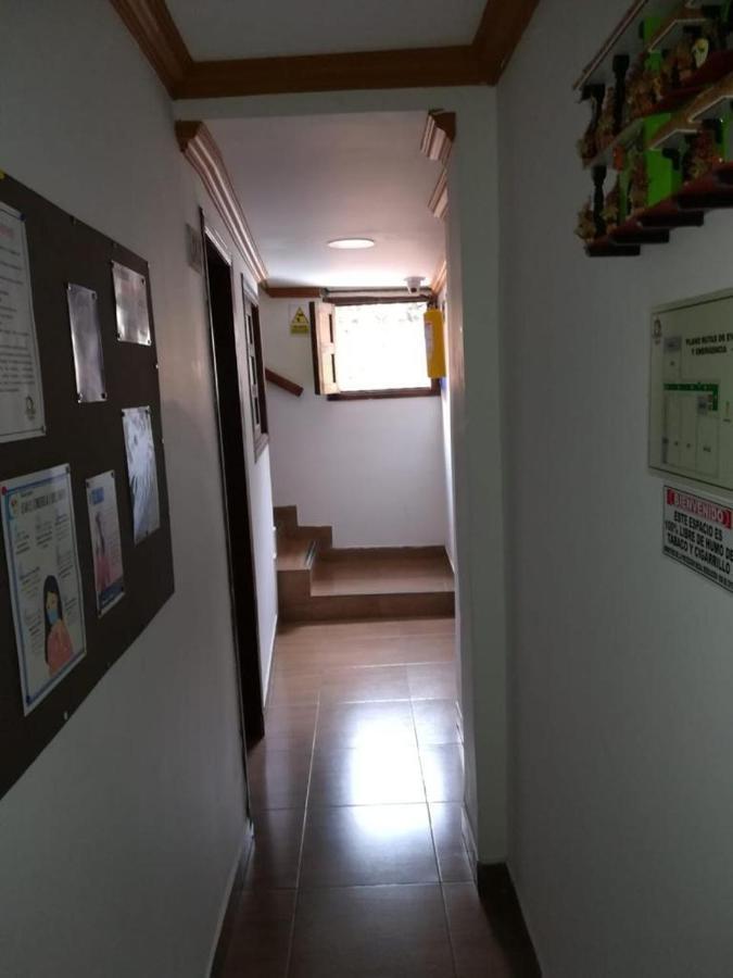 Hostal Internacional Bogota Bagian luar foto